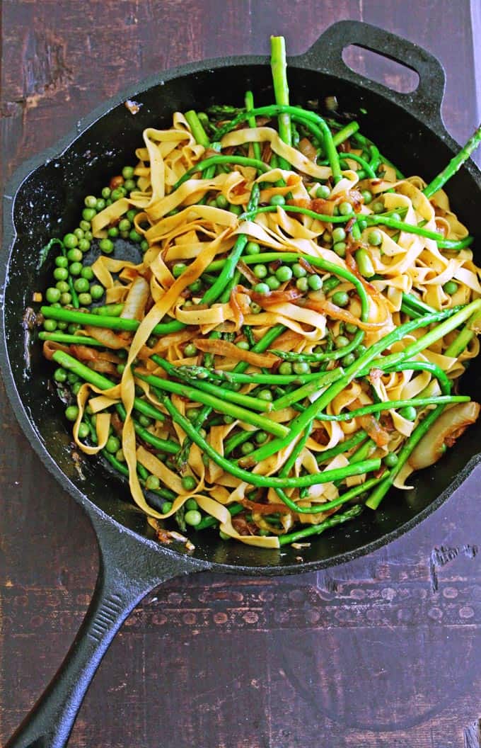 asparagus pasta with peas