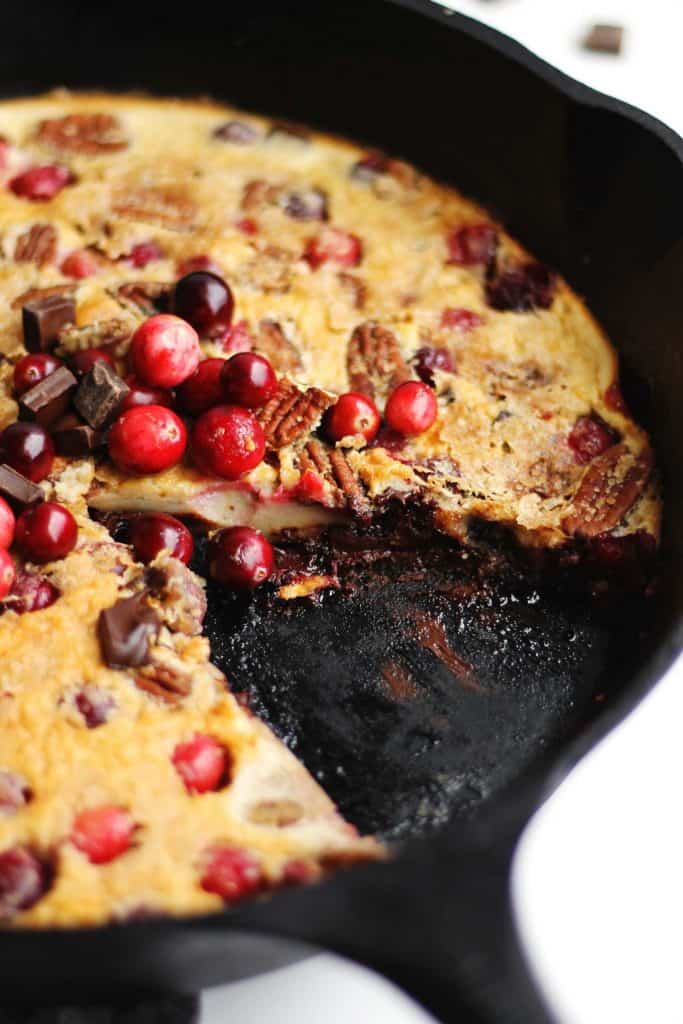Cranberry clafoutis with dark chocolate and pecans - Rhubarbarians