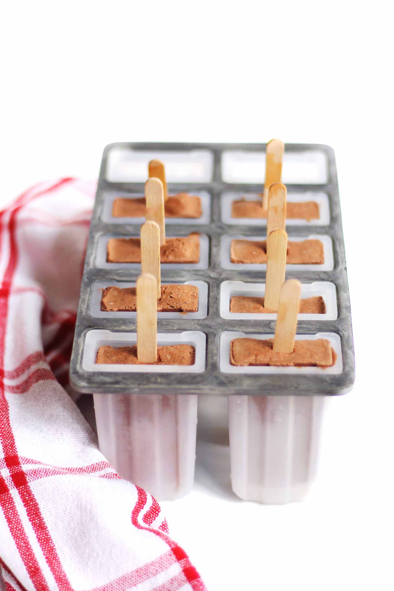 fudge pops in a popsicle mold