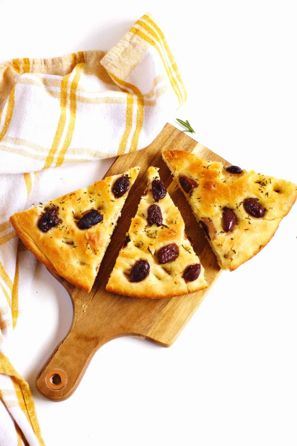 rosemary olive focaccia bread pieces