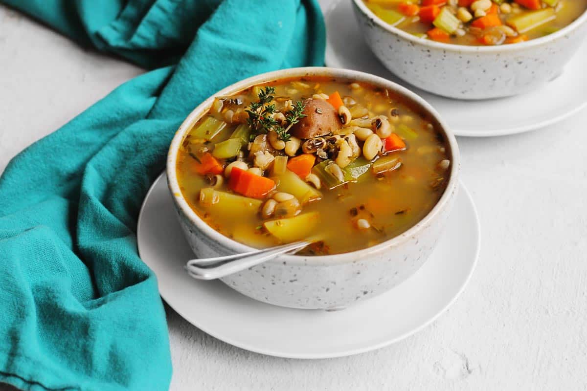 Easy black eyed pea soup in a bowl