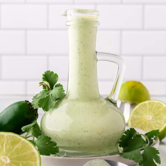 Creamy cilantro sauce and dressing (vegan) - Rhubarbarians