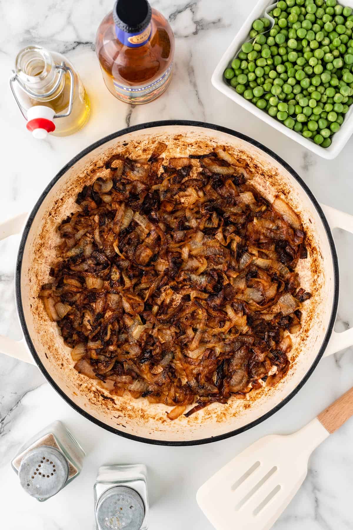 A photo of caramelized onions in a pot.